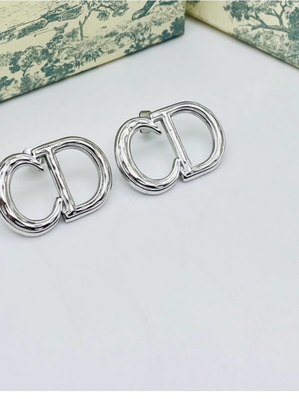 Fashion Jewelry Silver Double-C Logo Clip-On Earrings